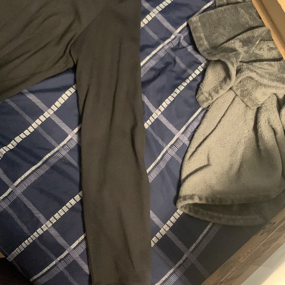 Adidas black long sleeve shirt scribble LS size M - Picture 3 of 7